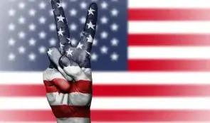 美国经济在2025年第二季度反弹，增长3.8%