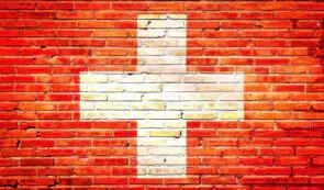 特朗普关税冲击出口商，瑞士央行维持利率不变