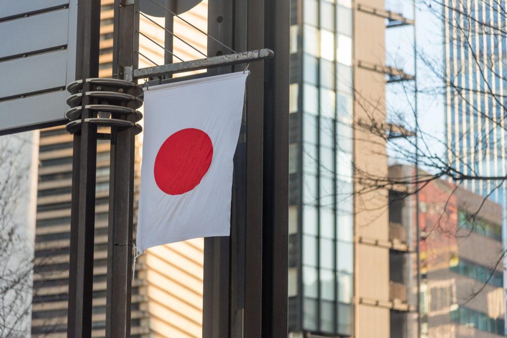 报道称，日本考虑允许当地银行买卖加密货币