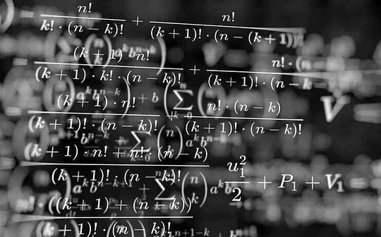 AI投资热潮下的隐忧：回报前景、财务压力与宏观风险