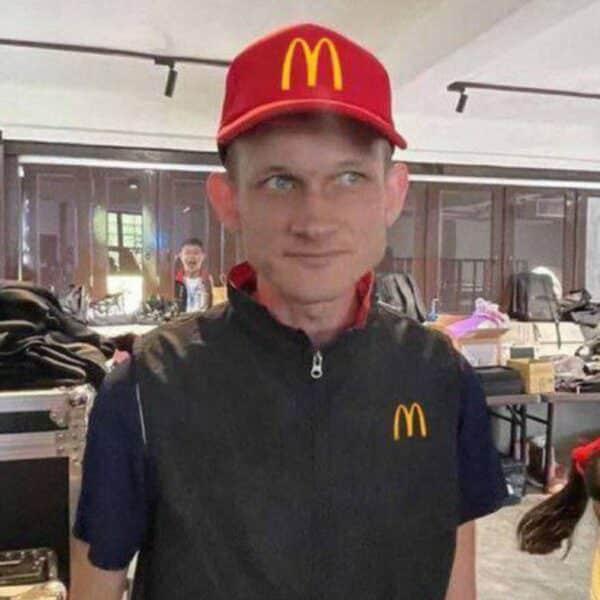 当前市场崩盘期间最值得买入的3只股票